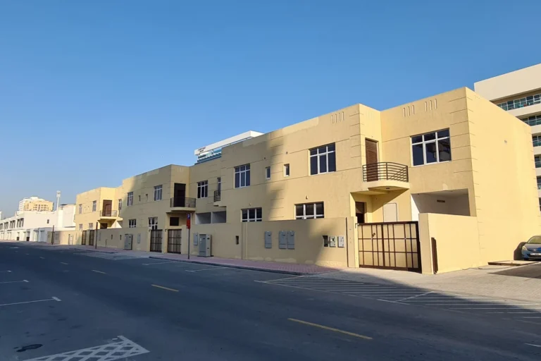 1087 Villas Al Barsha