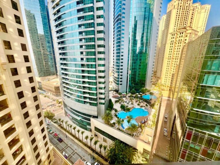 How to sell an apartment in Dubai in Bahar 6 – analysis 2025