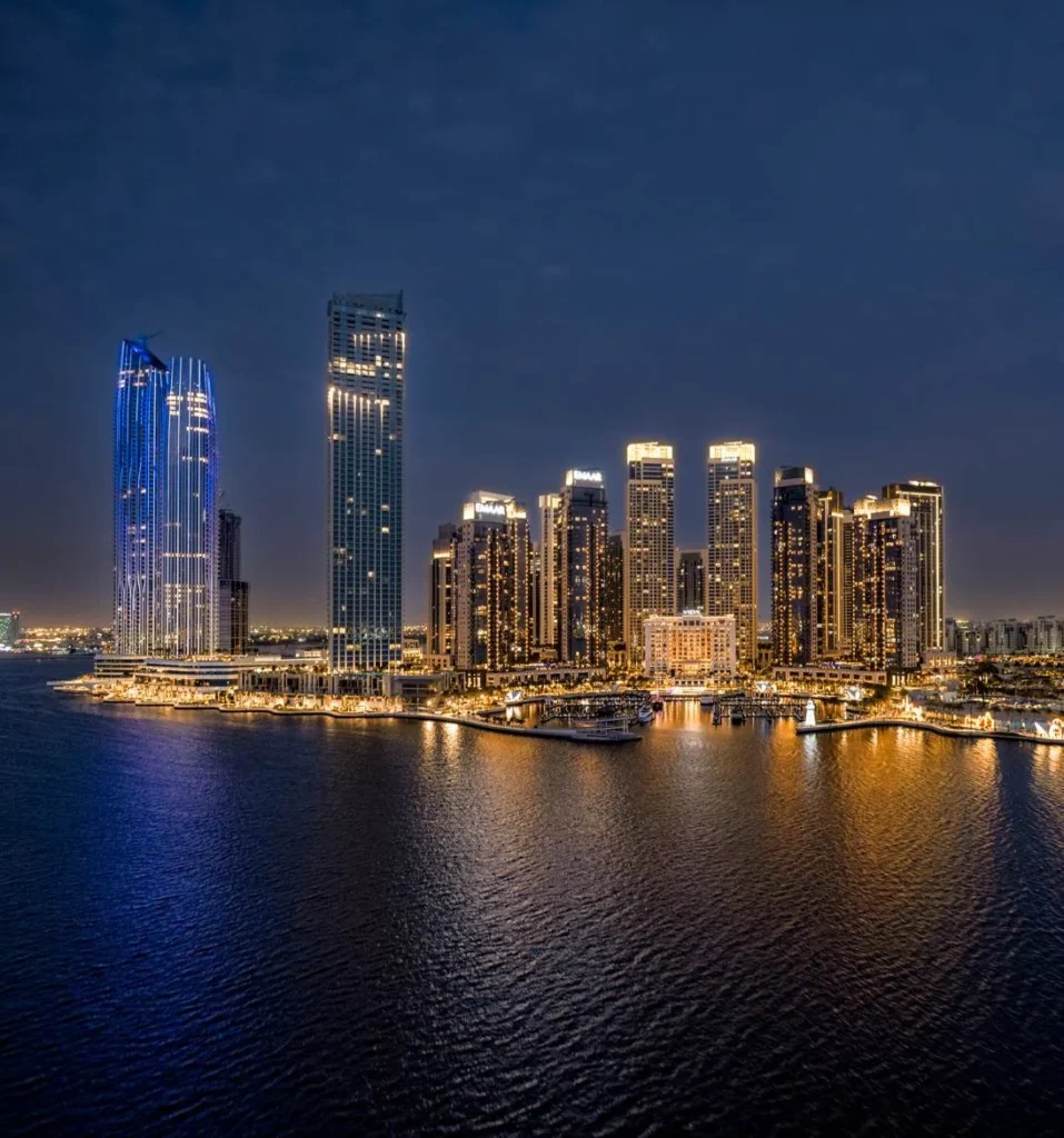 Altan Tower by Emaar Properties in Green Gate, Dubai