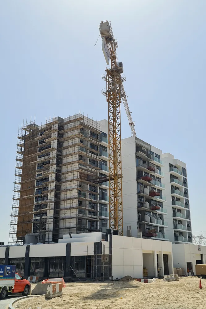 How to sell an apartment in Dubai in AZIZI Riviera 29 – analysis 2025 Continental Club Property LLC