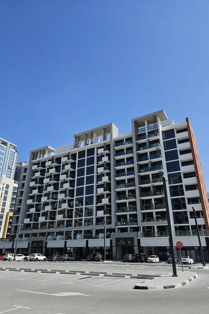 How to buy a property in Dubai in Azizi Riviera 36 – analysis 2025 Continental Club Property LLC