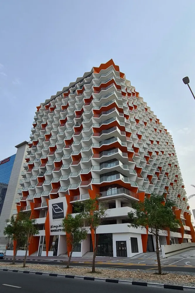 Анализ ROI квартиры в Binghatti Stars: данные DLD и реальные сделки Continental Club Property LLC