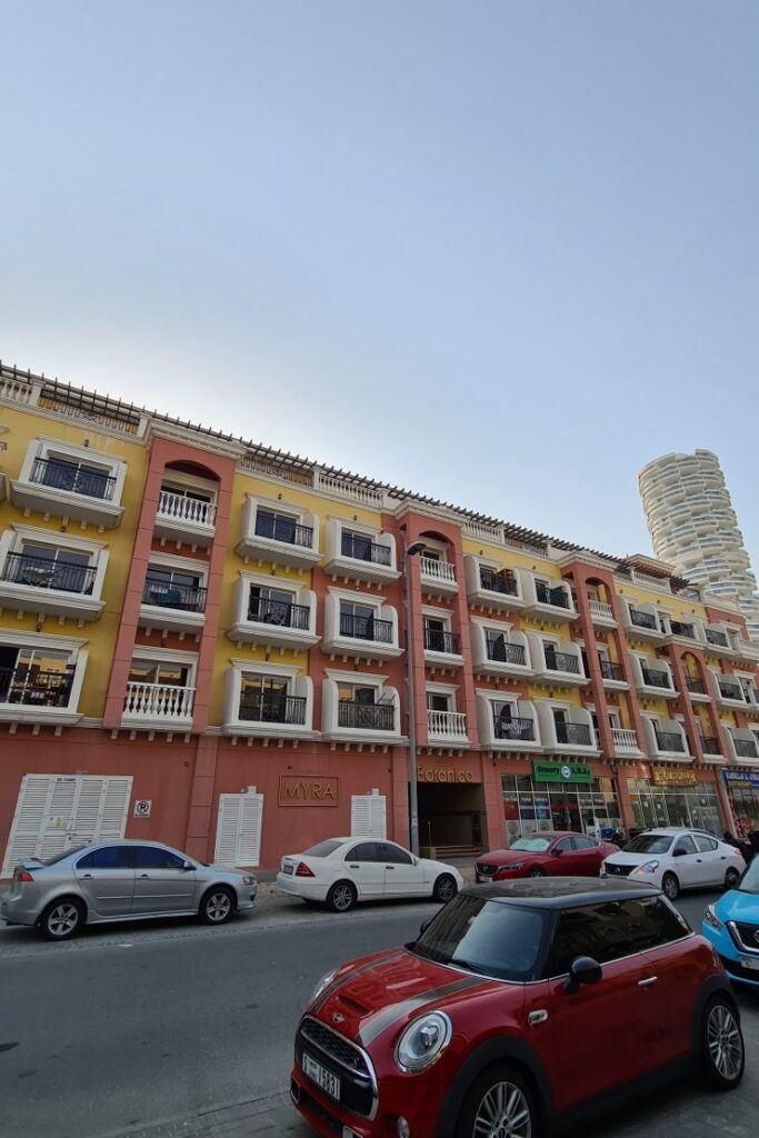 Botanica at Jumeirah Village Circle – buy apartment in Dubai with Continental Club