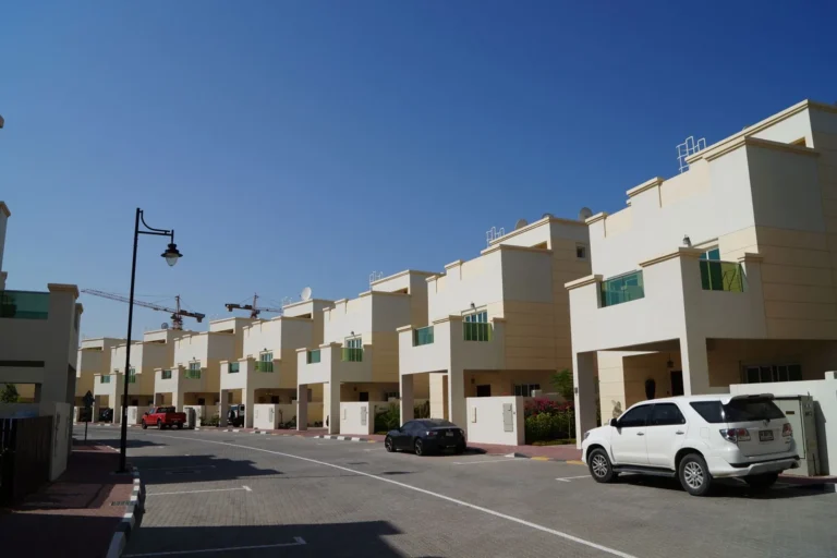 Circle Villas