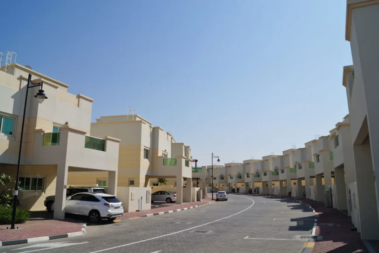 Circle Villas