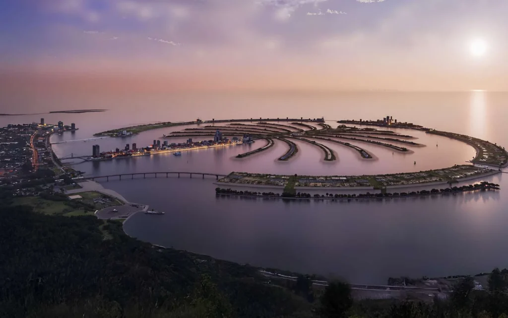 Cresswell Plaza by Essa Bokhowa Properties in Dubai South Residential District
