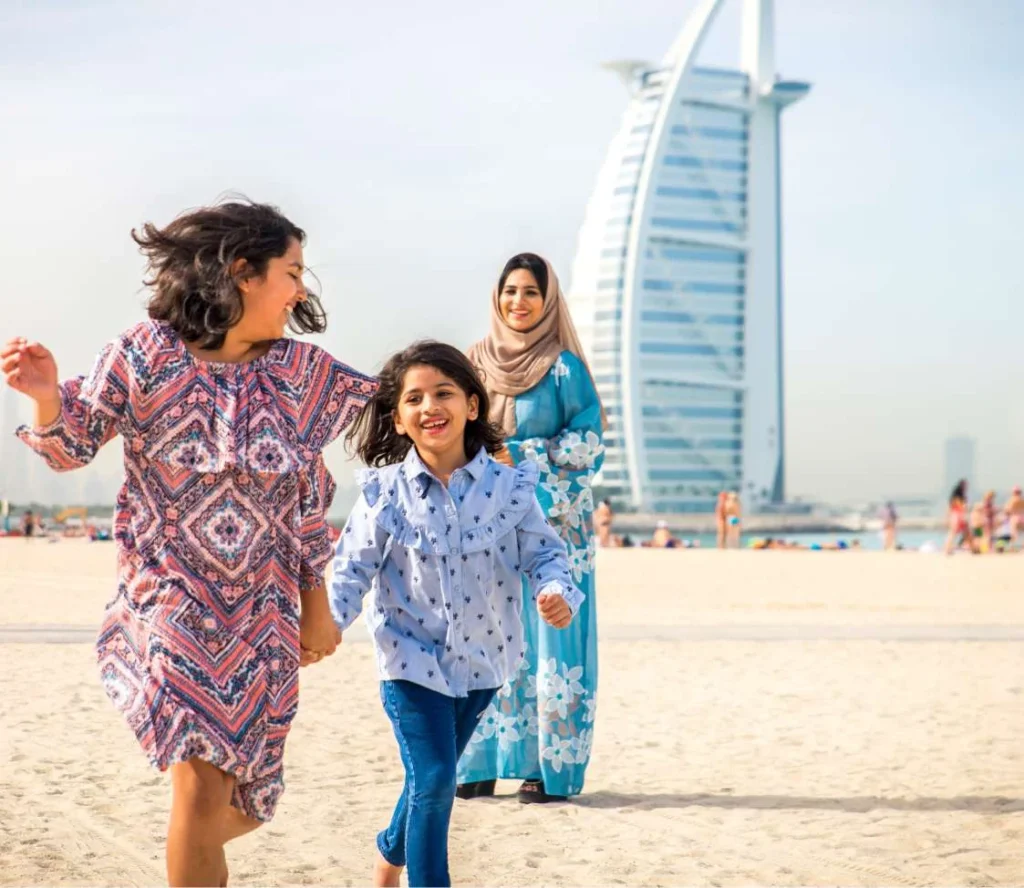 Cresswell Plaza by Essa Bokhowa Properties in Dubai South Residential District