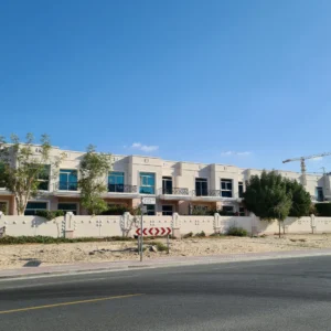 East & West Jumeirah Villas - East West Jumeirah Villas Kqptg