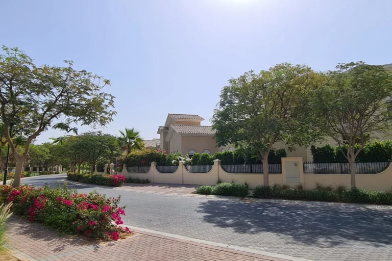 Golf Homes