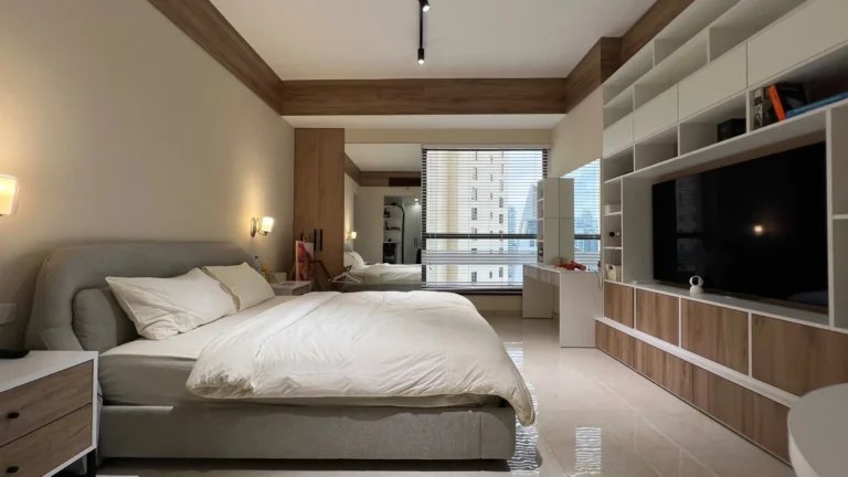 How to buy an unit in Dubai in Grand Central Hotel – analysis 2025