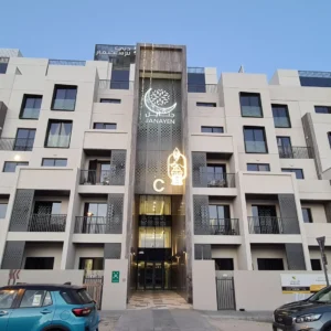 Janayen Avenue - X14Ey