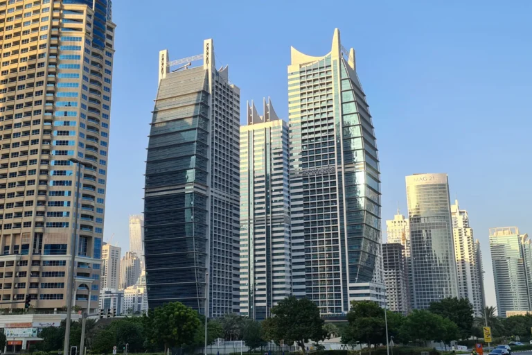 JLT Cluster P