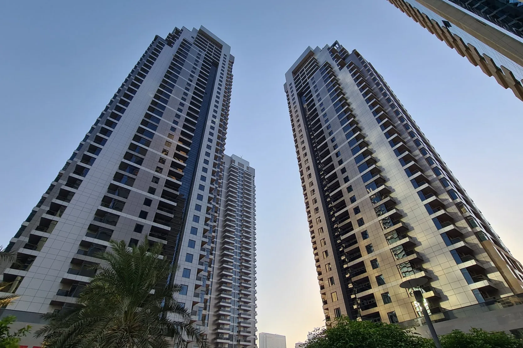 JLT Cluster S