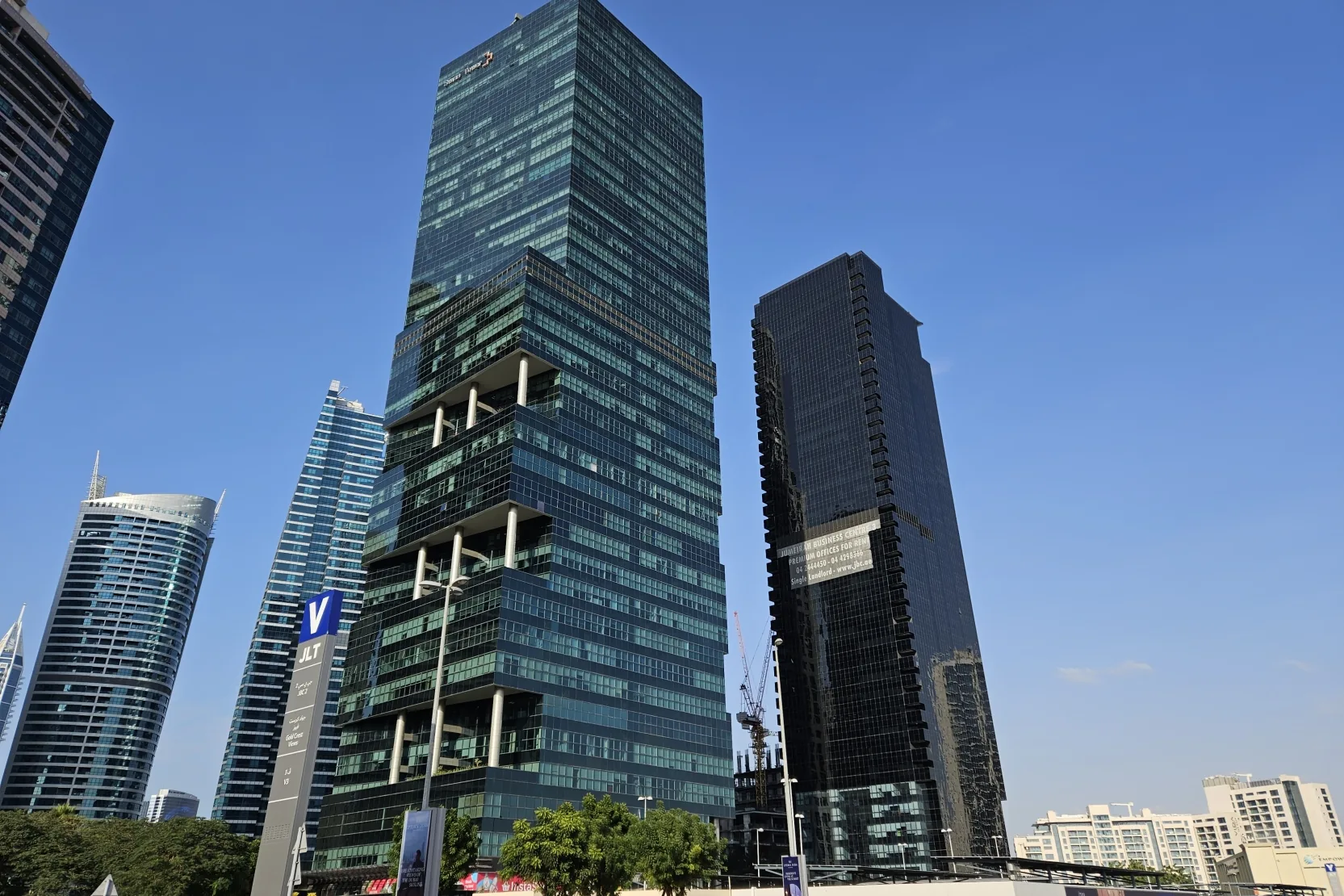 JLT Cluster Y