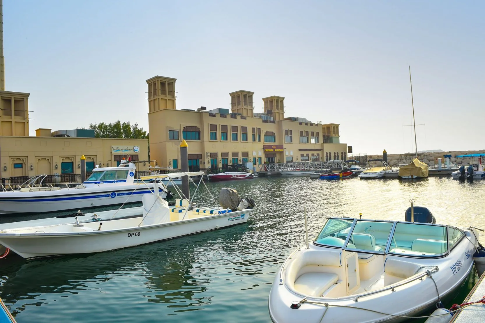 Jumeirah Fishing Harbour - Jumeirah Fishing Harbour