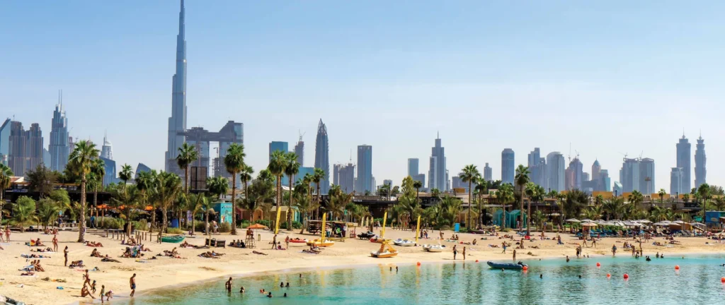 La Mer public beach next to Port de La Mer with the Dubai skyline in the background