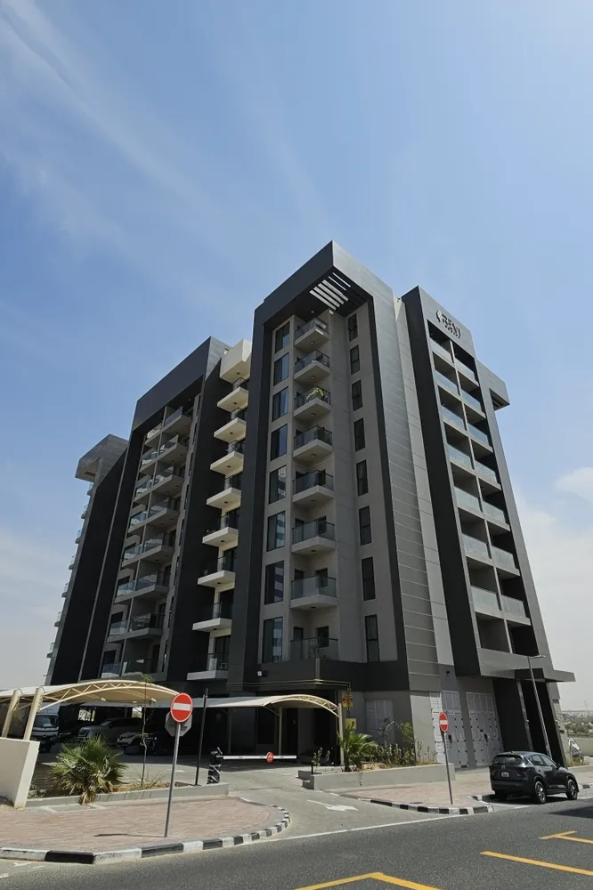ROI analysis of apartment in MAS Tower: DLD data and real deals Continental Club Property LLC