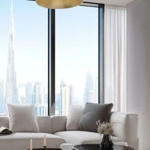 Гостиная с панорамными окнами и видом на Бурдж-Халифа Sobha Creek Vistas Heights Tower B Sobha Hartland