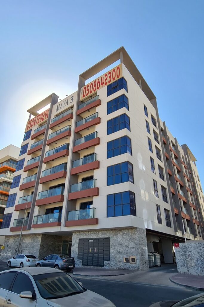 Maya 3, DubaiLand – buy apartment in Dubai with Continental Club