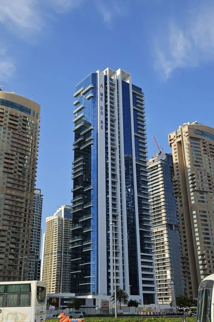 Me Do Re Residential Tower, Jumeirah Lakes Towers – by Me Do Re Properties | Continental Club Dubai