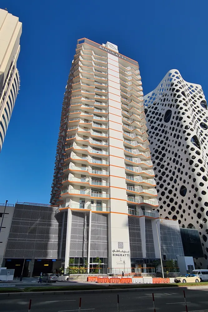 ROI analysis of apartment in Millennium Binghatti Residences: DLD data and real deals — 30.12.2025 Continental Club Property LLC