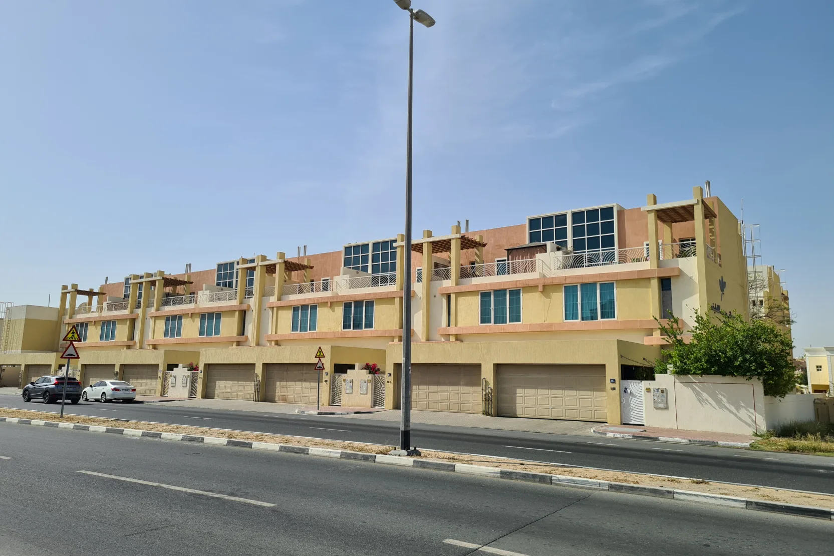 Mostafa Bin Abdullatif 18 Villas