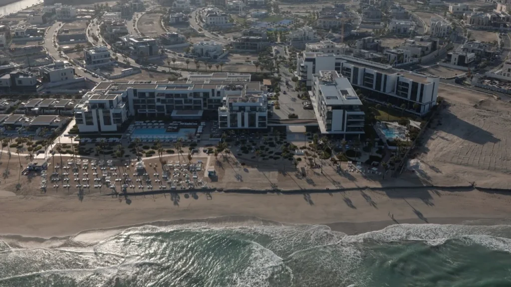 Aerial view of Nikki Beach Residences Dubai and the beach club on Pearl Jumeira