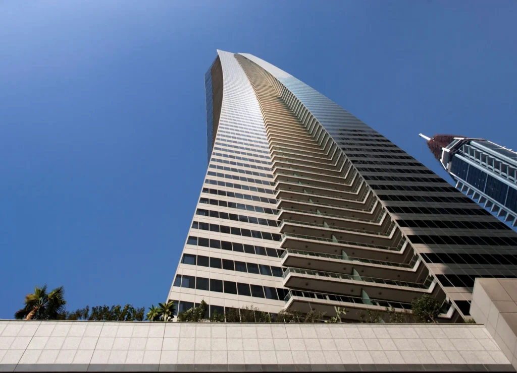 3 Bedroom Apartment in Ocean Heights — Dubai Marina — Dubai
