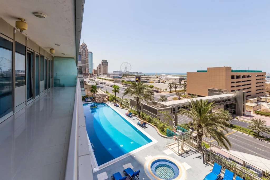 3 Bedroom Apartment in Ocean Heights — Dubai Marina — Dubai
