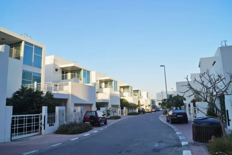 Al Nakheel Villas