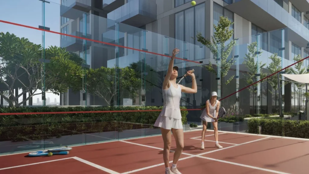 Ozone1 Residence — Теннисный корт во дворе жилого комплекса