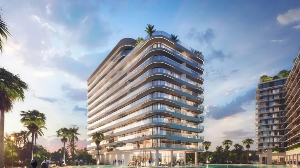 Фасад жилого комплекса с балконами Azizi Venice 7 район Dubai South Дубай