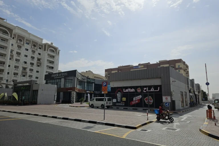 Q1 Mall Silicon Oasis