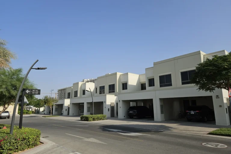 Sama Townhouses