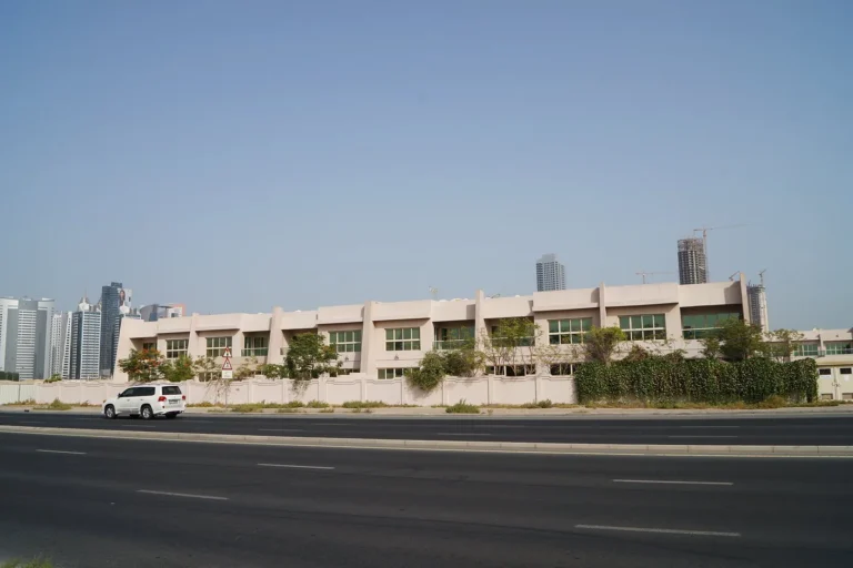 Seventeen Villas Al Barsha