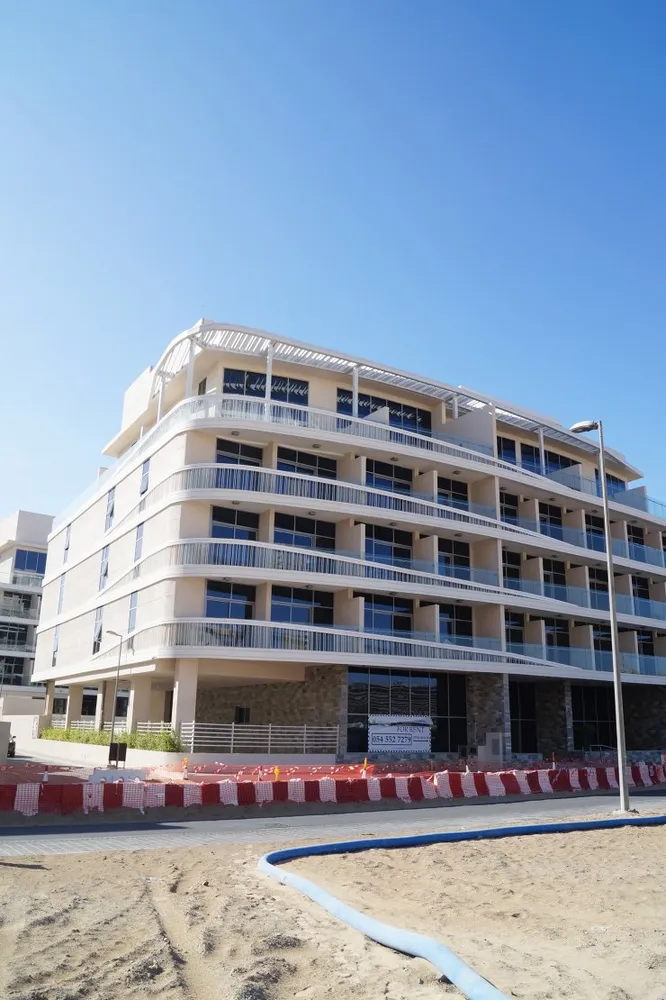 ROI analysis of apartment in Shamal Waves: DLD data and real deals