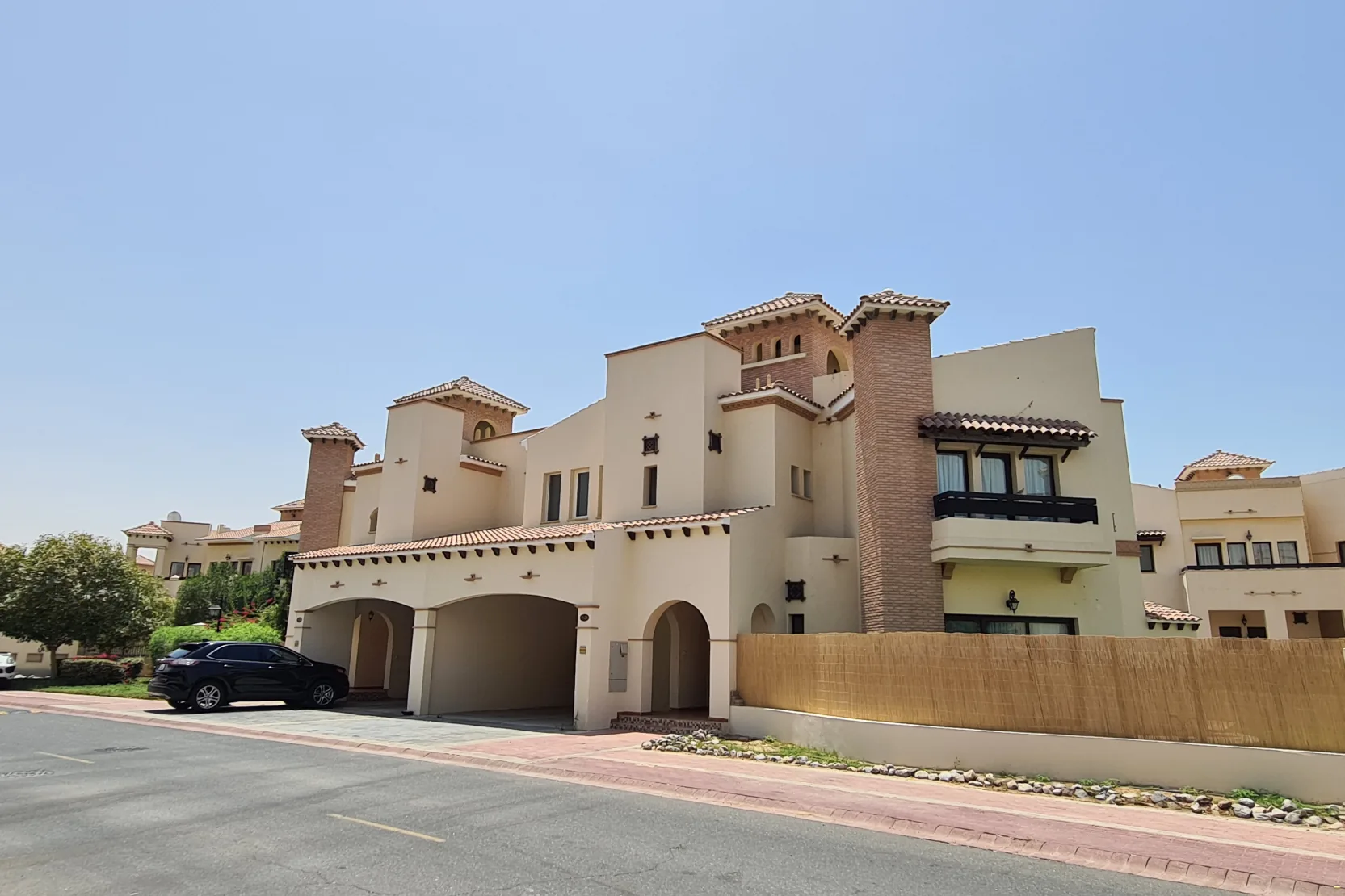 Shorooq Villas - Shorooq Villas