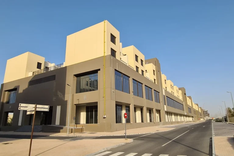 Souk Warsan Block B