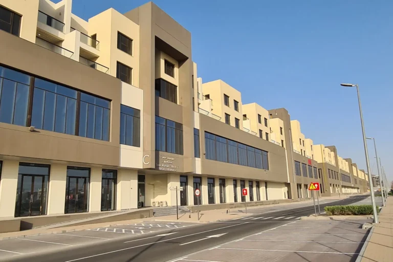 Souk Warsan Block C
