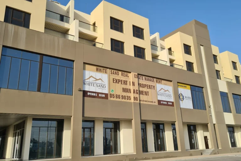 Souk Warsan Block C