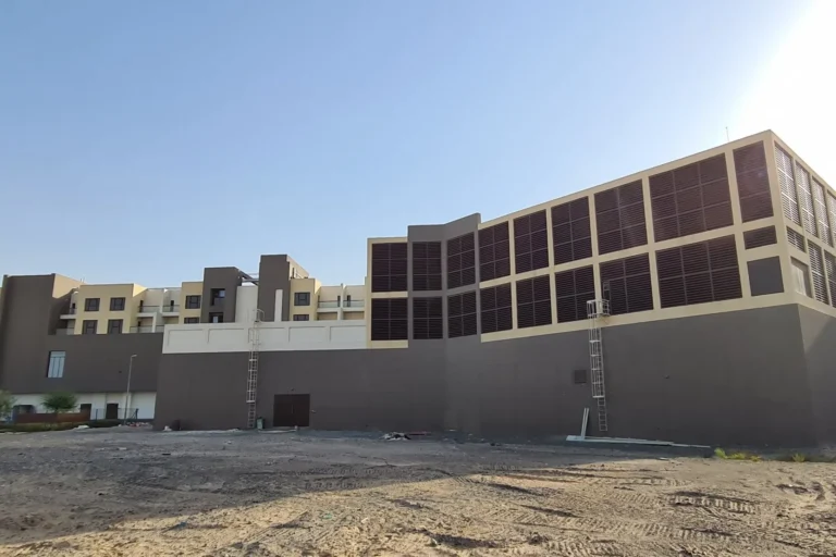 Souk Warsan Block E
