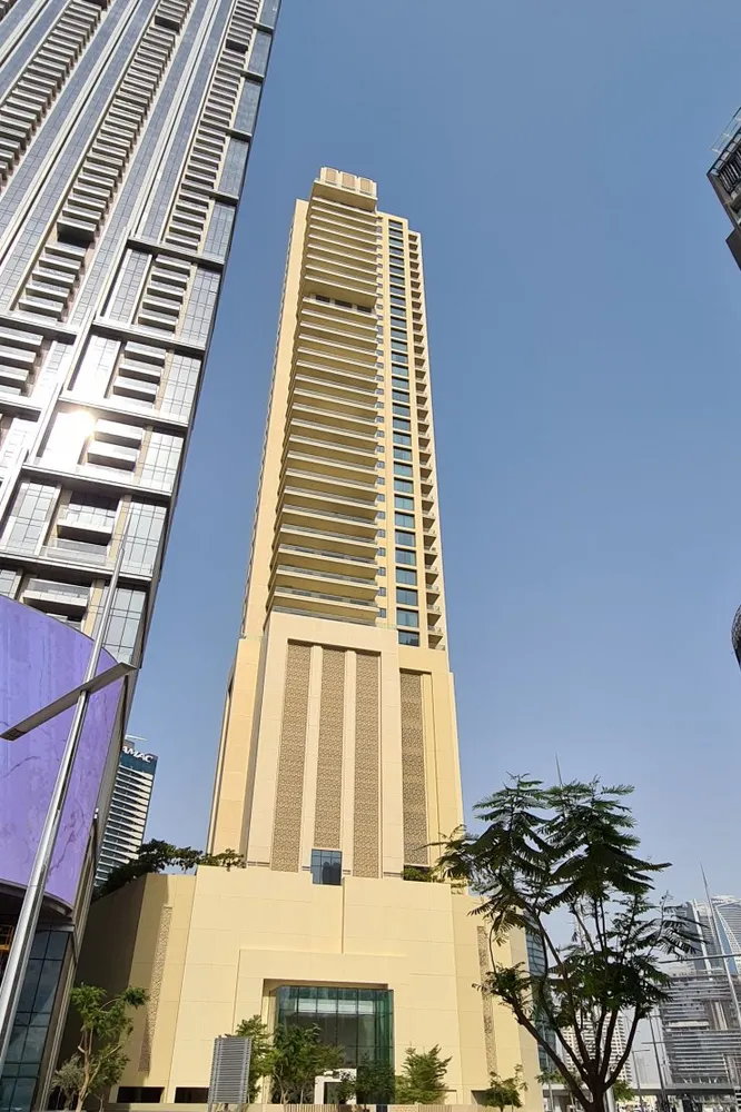 ROI analysis of apartment in THE 118: DLD data and real deals Continental Club Property LLC