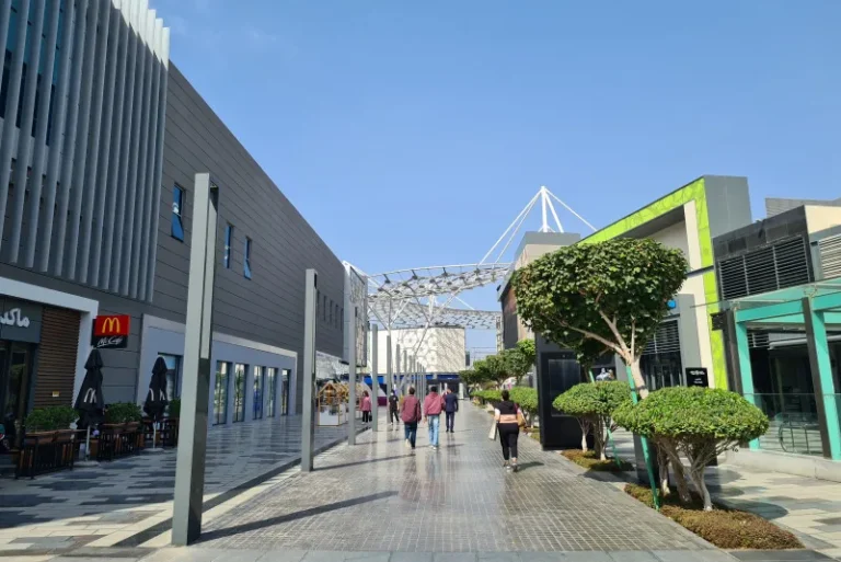 The Hub at City Walk