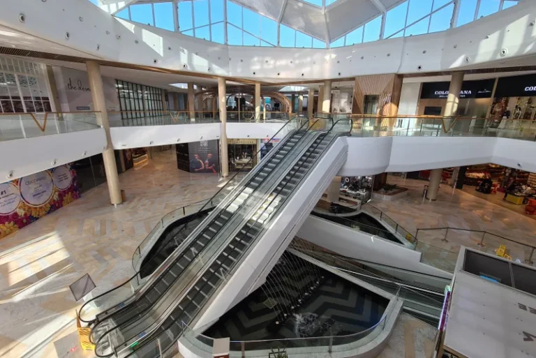The Mall Umm Suqeim