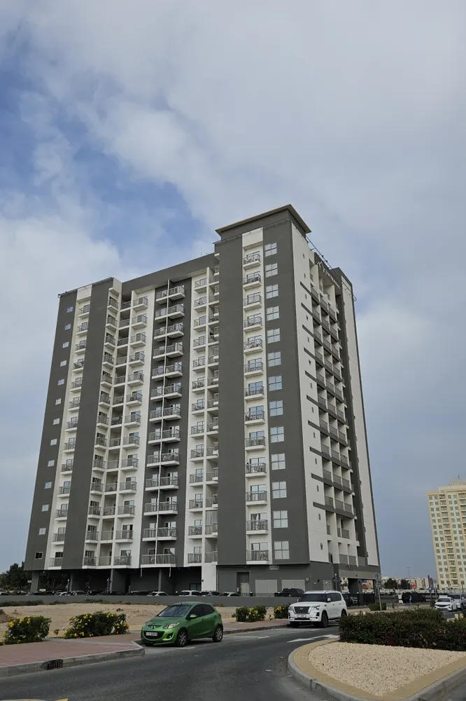ROI analysis of apartment in Time 1: DLD data and real deals - ROI analysis of apartment in Time 1: DLD data and real deals Continental Club Property LLC